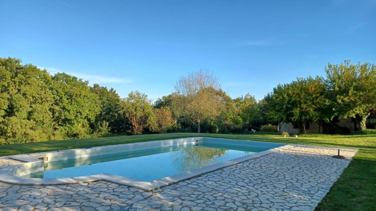 Agriturismo Canonici Амелиа Екстериор снимка