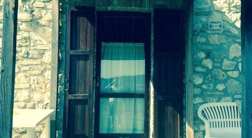 Agriturismo Canonici Амелиа Стая снимка